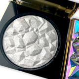 The Diamond Collection – Dazzling Queen Luxury Highlighter